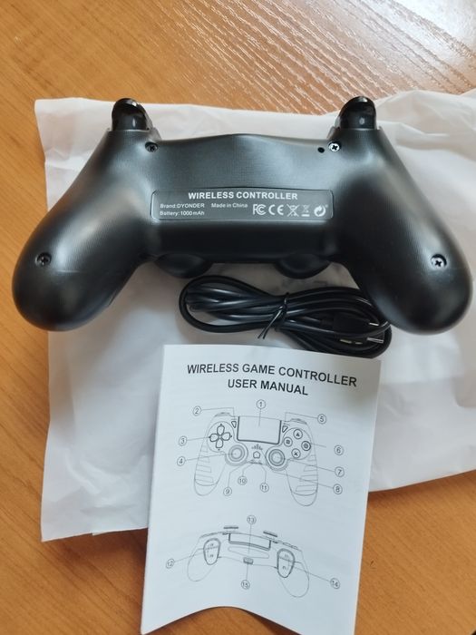 Безжичен геймърски контролер за PS4