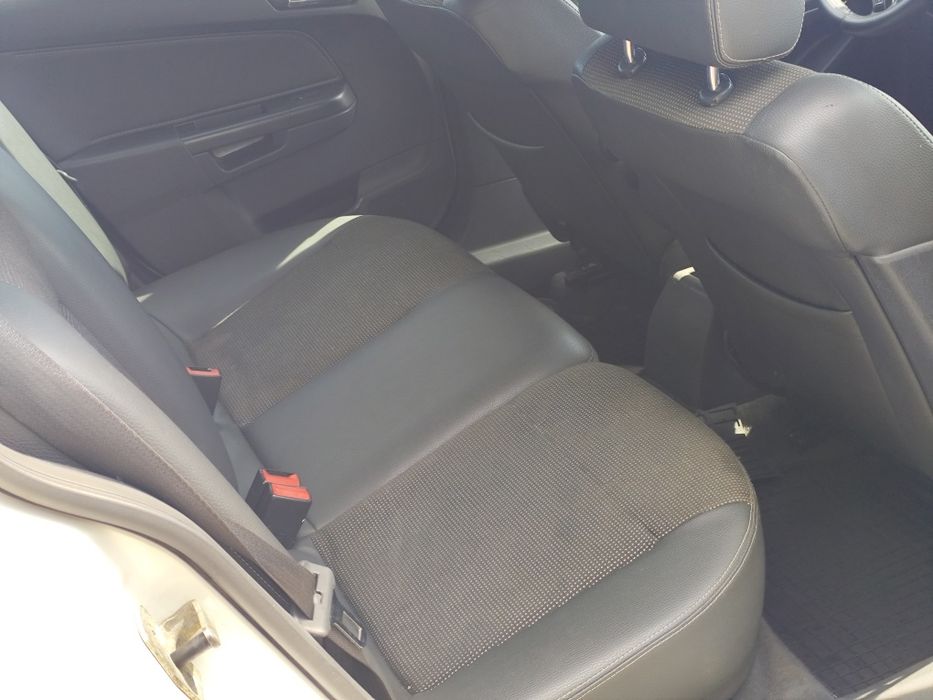 OPEL Astra 2011 — imagine 4