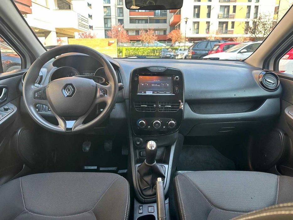 RENAULT Clio 2015 — imagine 5