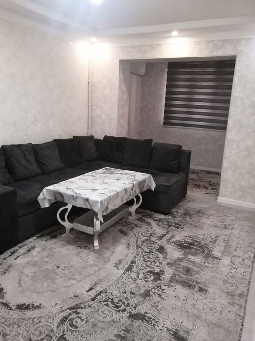 Продам 2 ком Юнусабад 18 квартал кирпич
