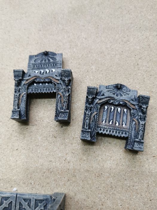 Teren miniaturi Dwarven Forge Den of Evil Room Set