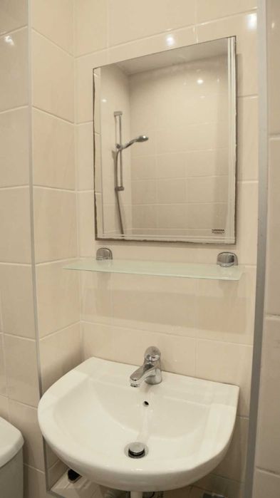 Дава се под наем Тристаен апартамент в София, Център - 80 кв.м за 797.64 € - Снимка #10