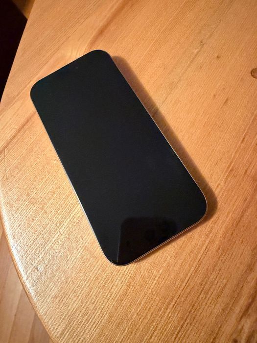 Iphone 16 pro titanium desert 256gb