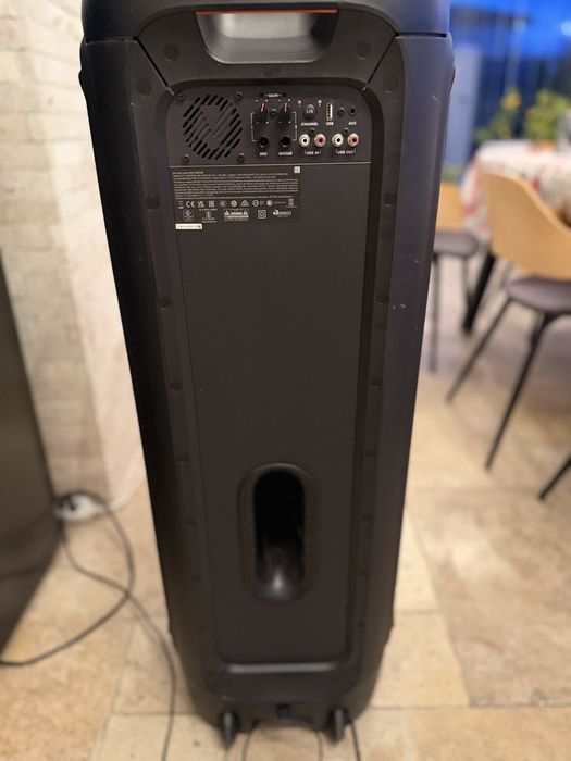 JBL PartyBox Ultimate 1100W, Dolby Atmos, WiFi + Bluetooth, ca nou
