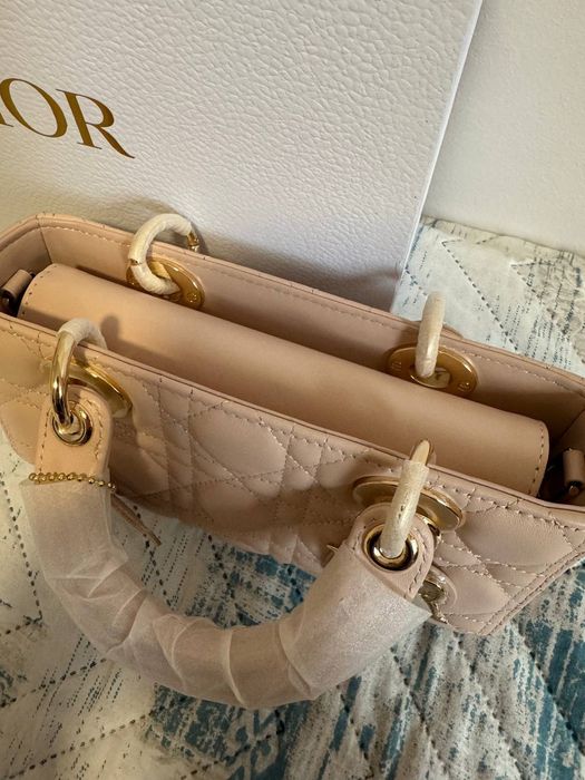 Нова чанта на Dior