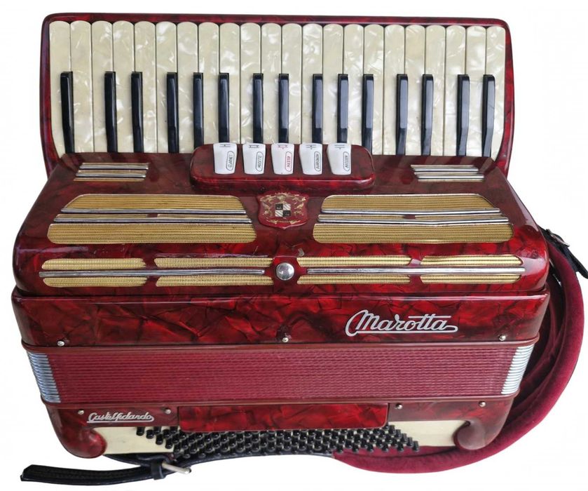 Acordeon Italian Marotta cu 96 bași rosu