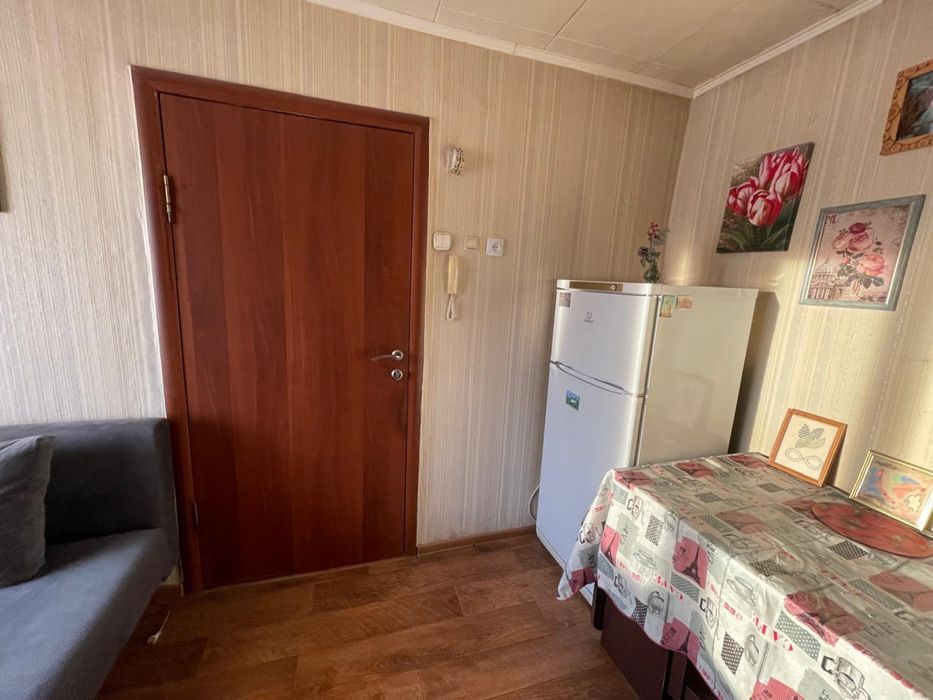 Продам комнату в общежитии.