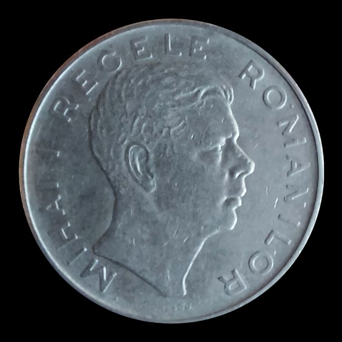 Se vând 4 monede de 100 de lei din 1943 și una de 25 de bani din 1966