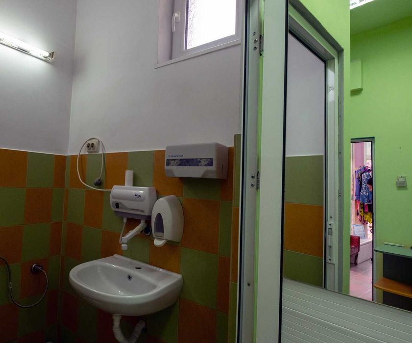 Продава се Офис в Велинград - 170 кв.м за 510 €/кв.м - Снимка #12