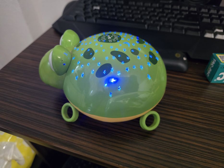 Lampa pentru copii forma broasca