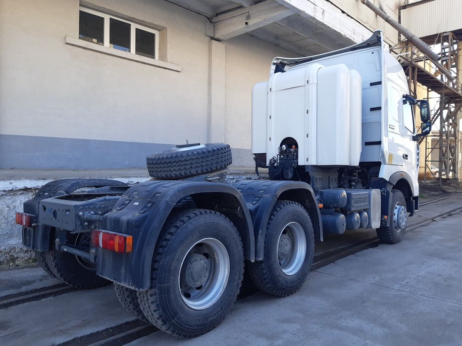 Тягач Howo A7 метан шартнома берамиз