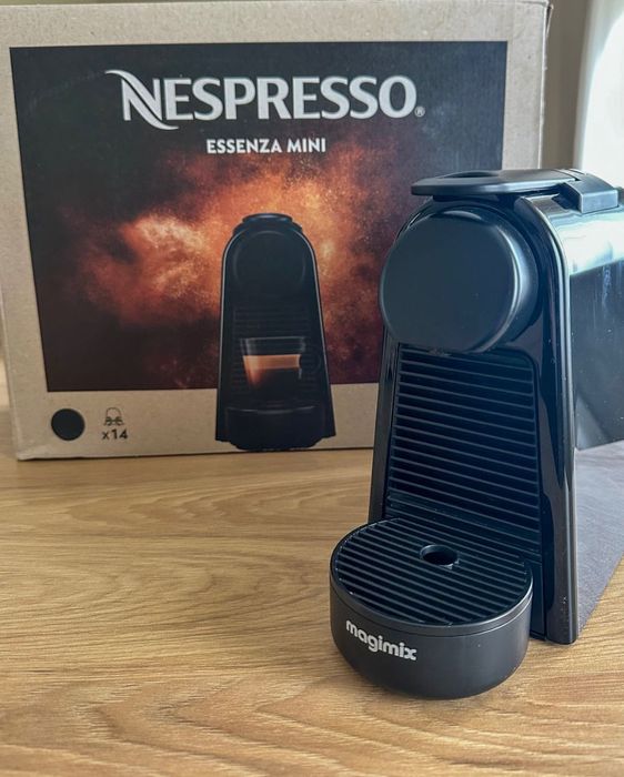 кафемашина Nespresso Essenza Mini (Magimix)