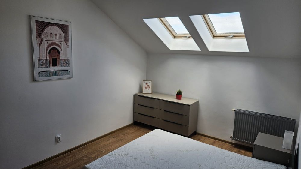 Apartament 2 camere, de inchiriat, parcare inclusă