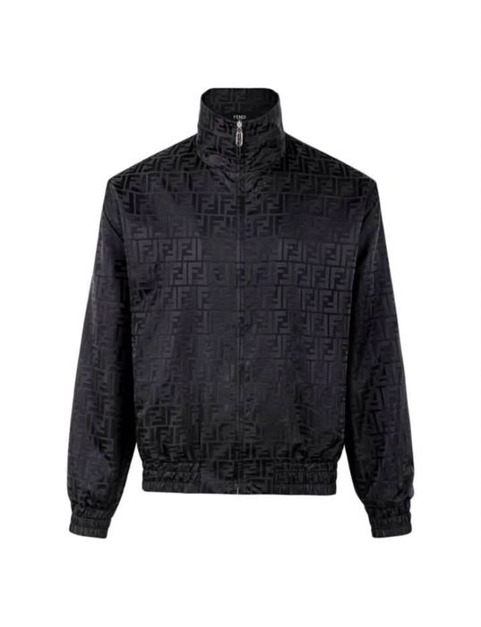 Мъжко яке Fendi.
