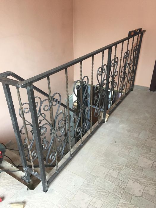 Porți, Garduri, Balustrade, Uși Metalice Cluj + localități