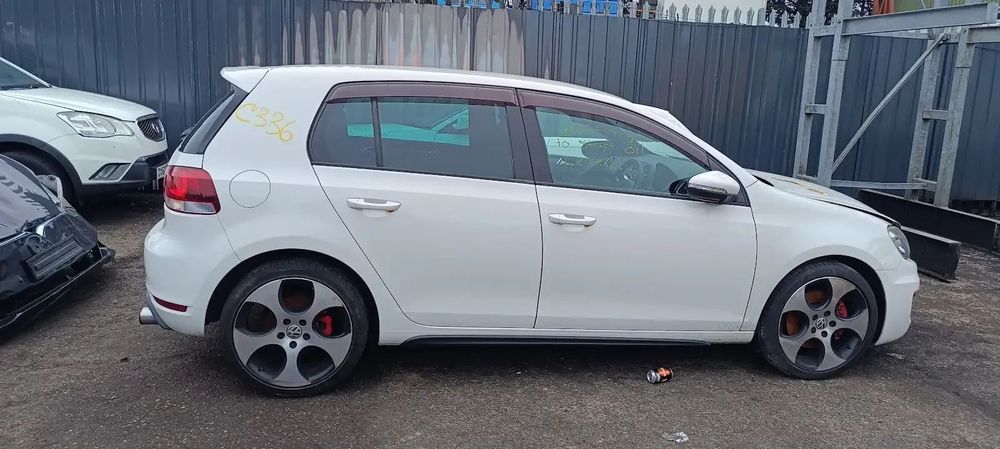 Dezmembrari / Dezmembrez Volkswagen Golf 6 1.4 CCZB cutie viteze MSY cod culoare LB9A