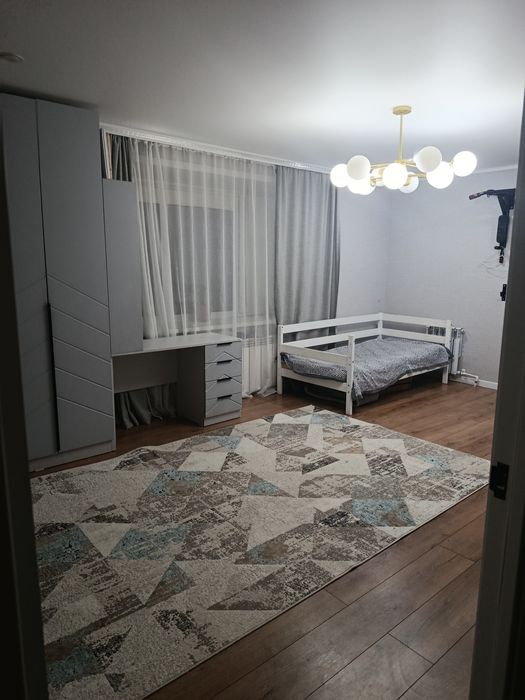 3к район Радуга 87 кв.1/5 2017 год