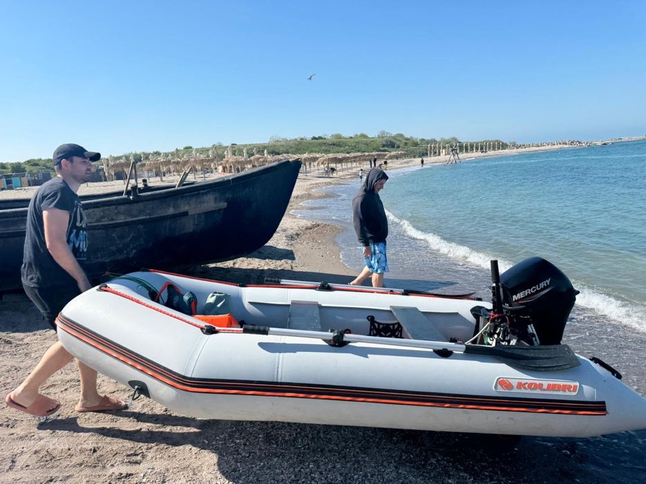 Barca gonflabila Kolibri Km330D cu chila