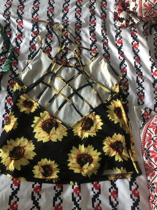 Bluza de vara cu floarea soarelui