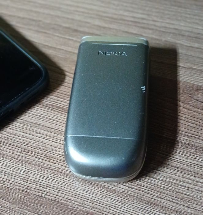 Nokia 2760 одна симкарта, оригинальный  телефон