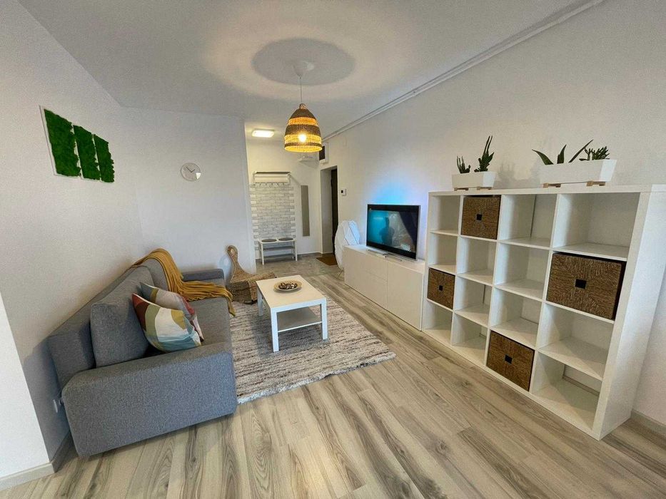 Proprietar vand apartament 3 camere Adora Forest parcare inclusa