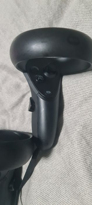 Vând VR Oculus Rift S