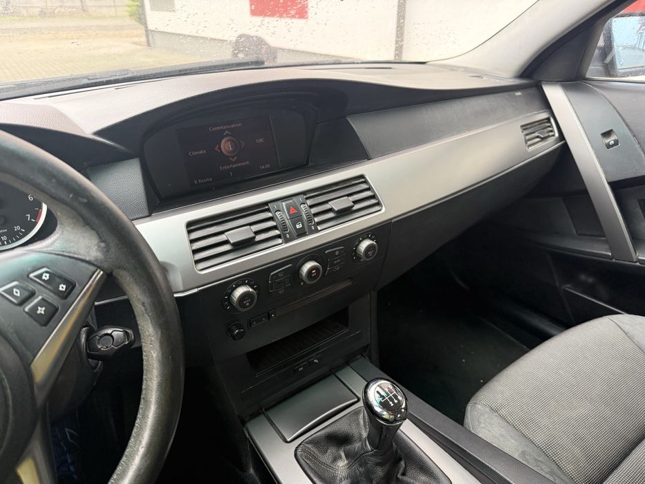 Bmw Seria 5  E60  2.2 benzina