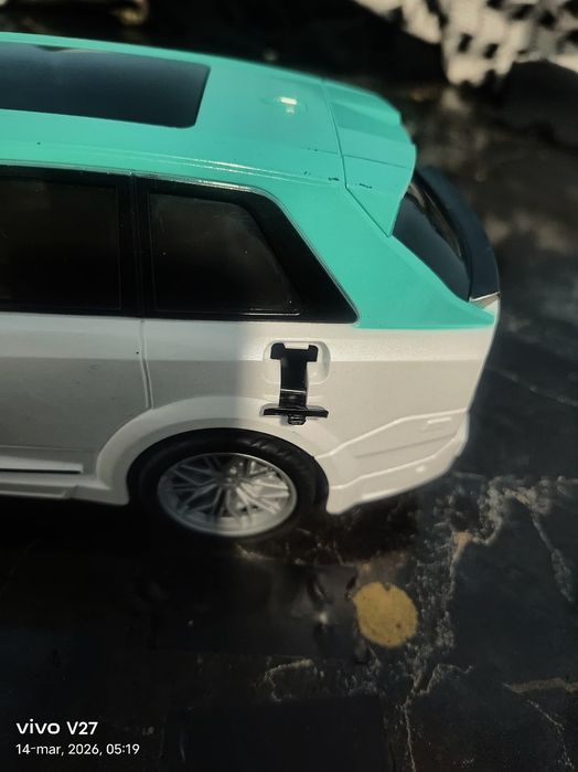 Rolls Royce oʻyinchoq kalonka