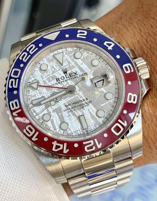 Rolex GMT  Master 2 Pepsi Dial Meteorit Acte 2020 Aur Alb 40mm