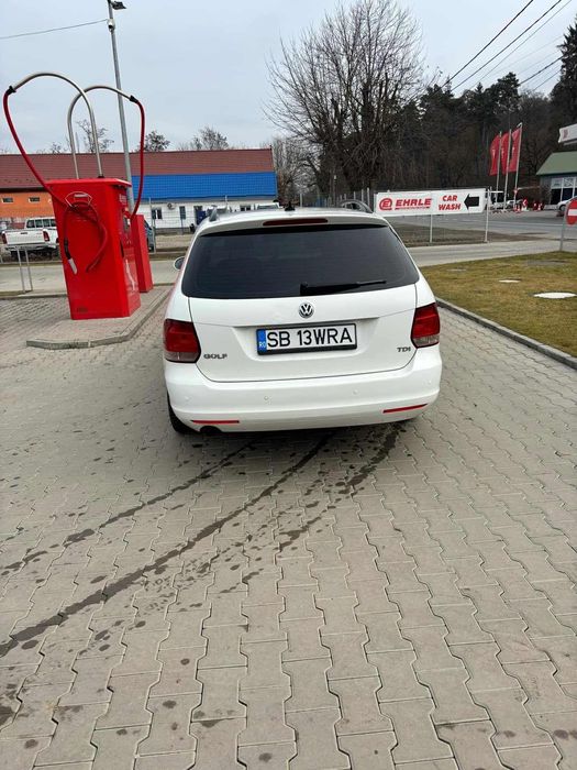 Vand Golf 6  An 2011 Km reali