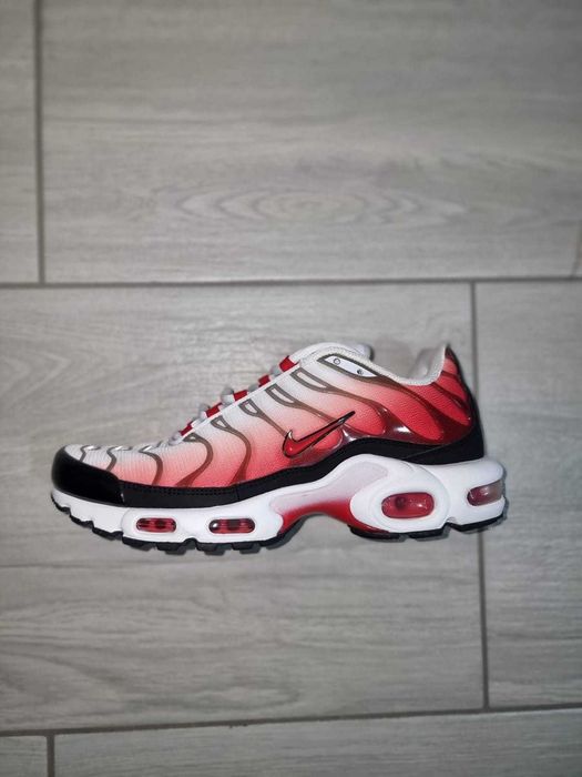 Vanzare geaca + adidasi sport