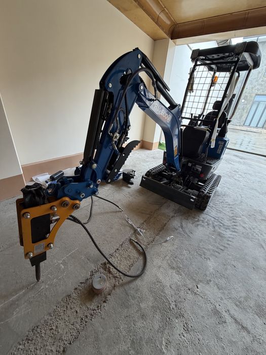 Mini Ekskovator xizmati Услуги Мини эксковатора