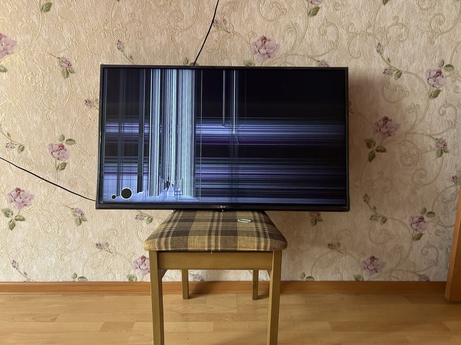 Продам телевизор LG