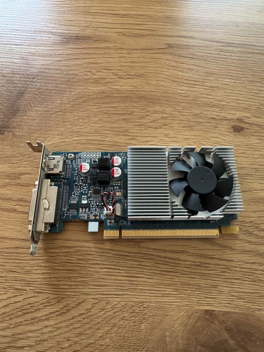 Placa video AMD Radeon R5 310, 2 GB