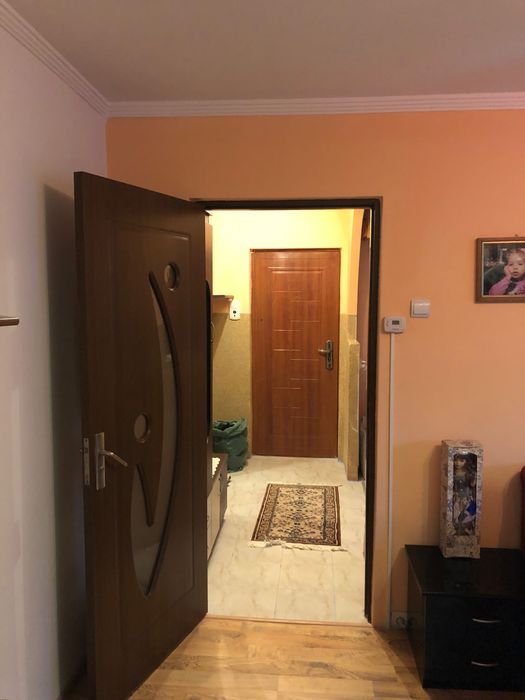 Închiriez apartament 2 camere