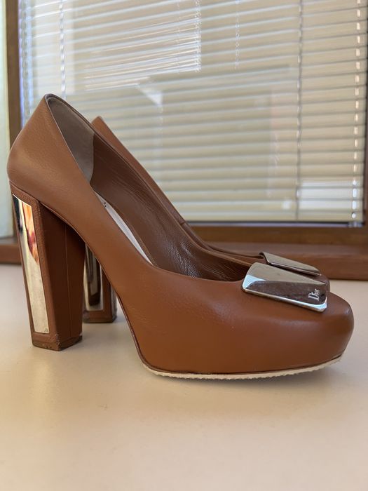 Оригинални обувки Dior, естествена кожа