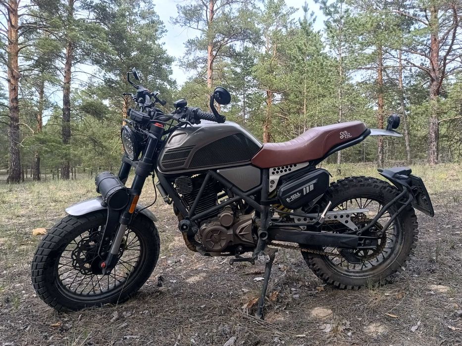 Мотоцикл MINSK SCR 250