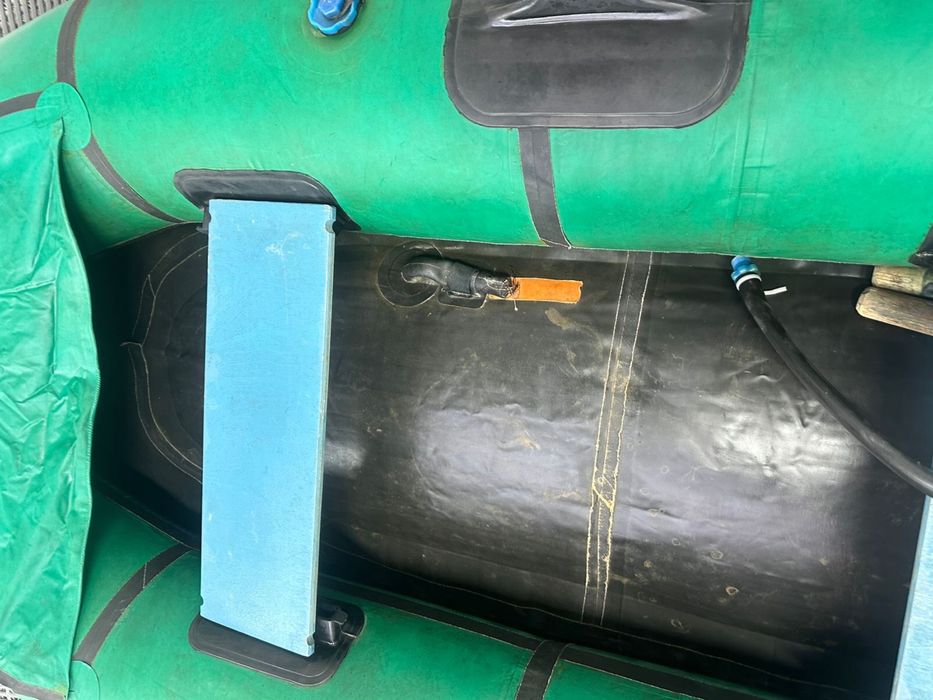 Продам лодку Омегу