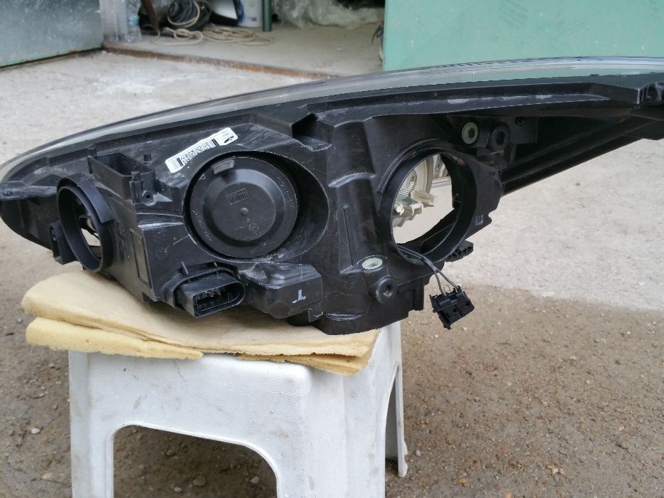 Оригинален фар за Форд Фокус Ford Focus Led