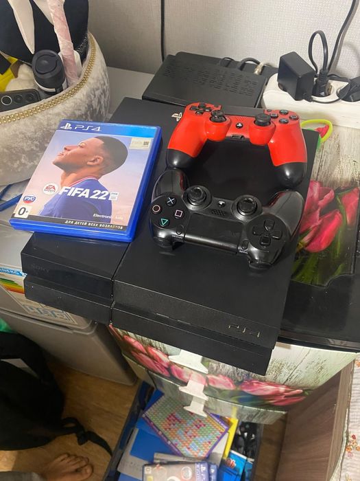 Play station 4 lad