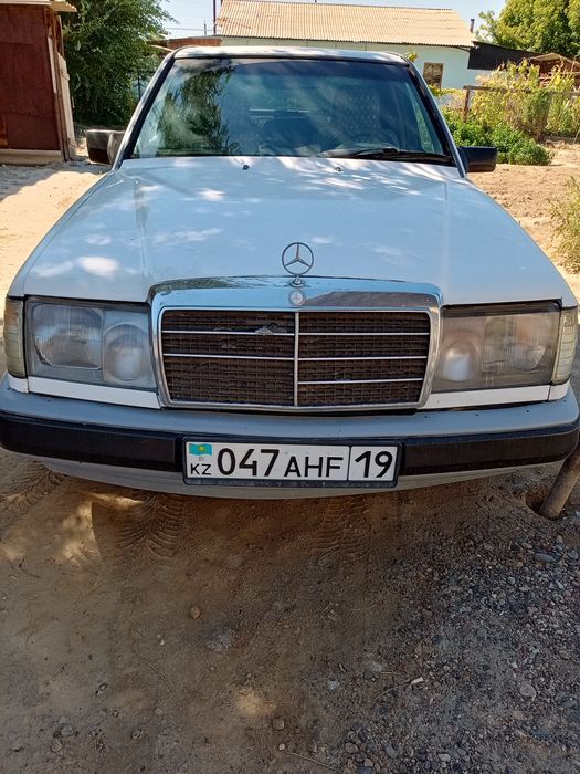 Продам Мерседес 124