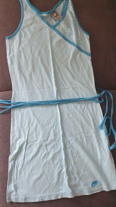 Лятна рокличка NIKE, S размер 152см
