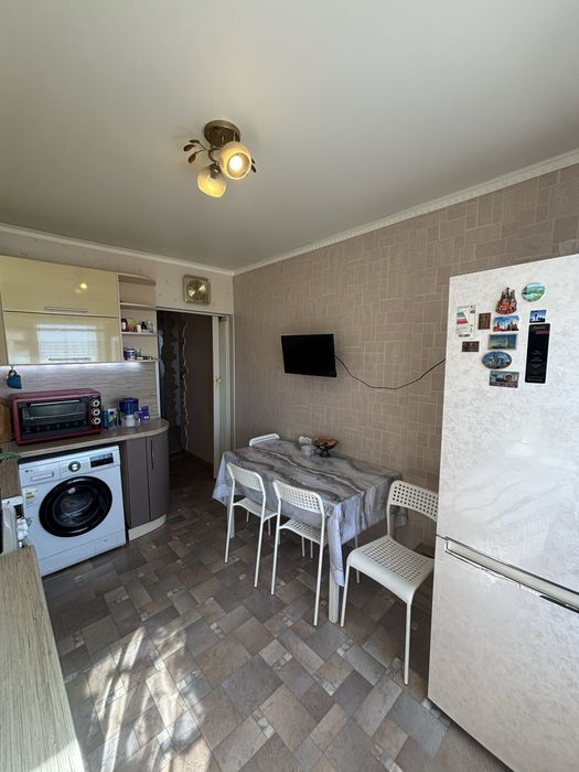 Продам 3 комнатную квартиру