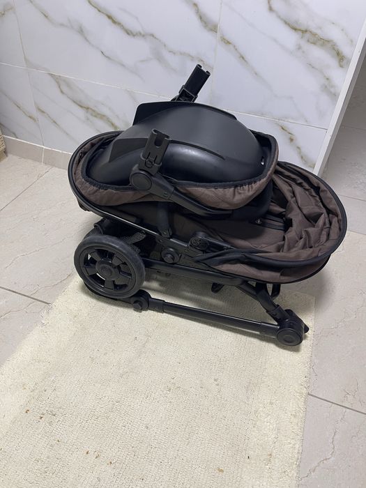 Продам коляску для куклы