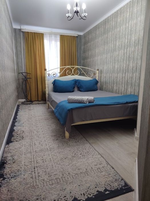 По часам, центр , идеальная чистота