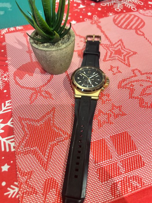 Мъжки Michael Kors
колекция Dylan
номер MK8184