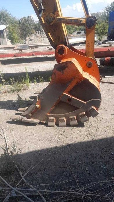 Сдается в аренду гусеничный экскаватор+гидромолот