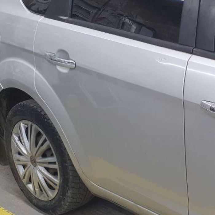 Удаление вмятин без покраски PDR