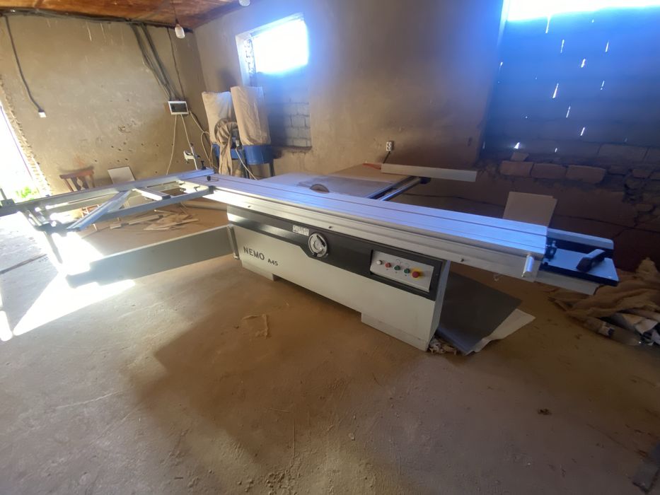 Продается оборудование для мебельного цеха