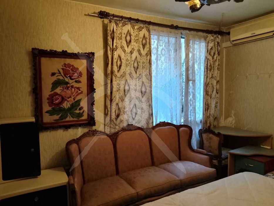 Дава се под наем Тристаен апартамент в София, Хладилника - 80 кв.м за 600 € - Снимка #3